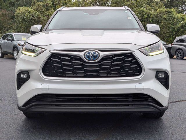 Used 2023 Toyota Highlander Bronze Edition AWD/4WD image 10