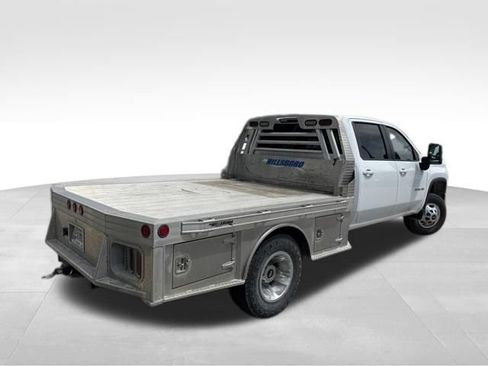 Used 2021 Chevrolet Silverado 3500 LT w/ Convenience Package AWD/4WD image 5