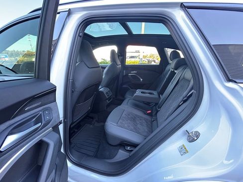 Used 2025 Audi SQ5 Premium Plus w/ Premium Plus Package image 64