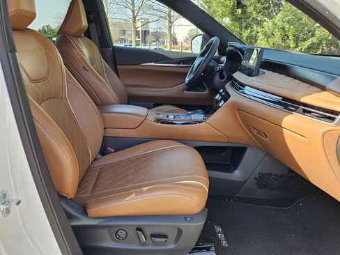Used 2025 INFINITI QX60 Autograph w/ Cargo Package image 11