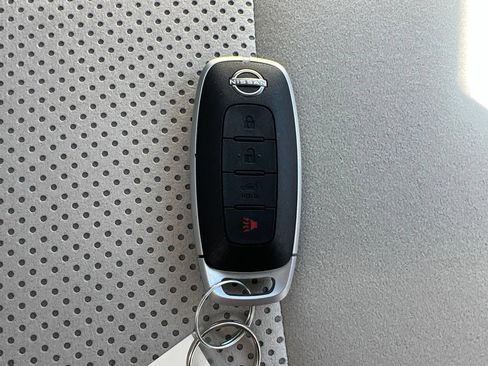Used 2024 Nissan Ariya AWD image 28