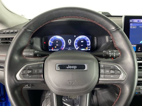 Used 2022 Jeep Compass Trailhawk w/ Trailhawk Elite Group AWD/4WD image 22