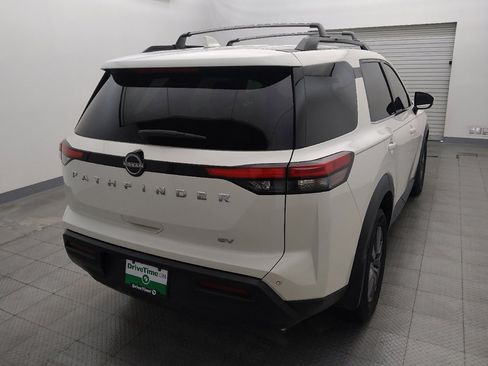 Used 2022 Nissan Pathfinder SV FWD image 7