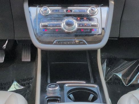 Certified 2020 Lincoln Corsair FWD image 20