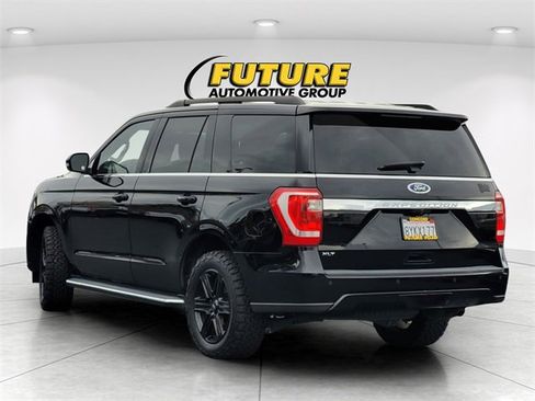 Certified 2021 Ford Expedition XLT image 9