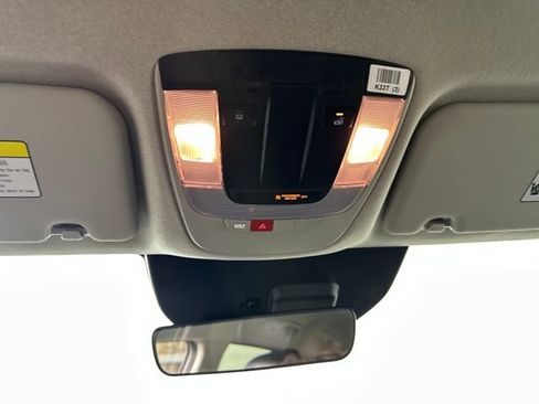 Used 2025 Kia Niro Wind w/ Wind Preserve Package image 24