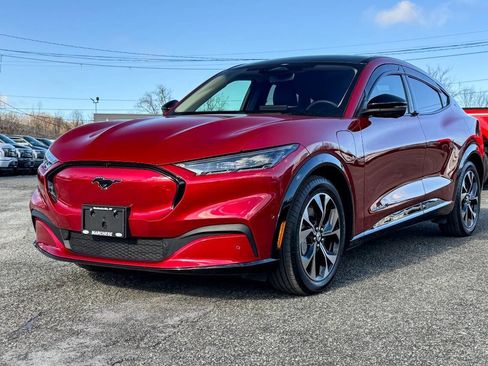 Used 2023 Ford Mustang Mach-E Premium image 7