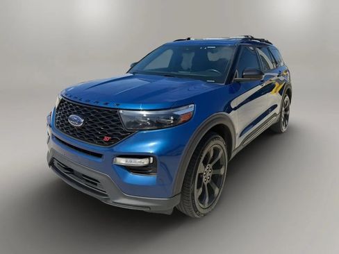 Used 2023 Ford Explorer ST w/ ST Street Pack AWD/4WD image 3