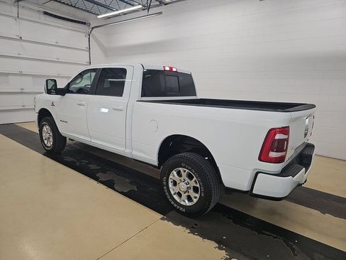 Used 2024 RAM 2500 Laramie AWD/4WD image 11