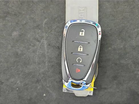 Used 2019 Chevrolet Equinox LS w/ LPO, Blackout Package FWD image 21