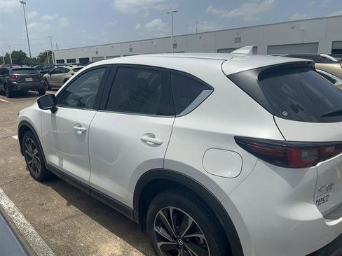 Used 2023 MAZDA CX-5 AWD 2.5 S w/ Premium Package image 4