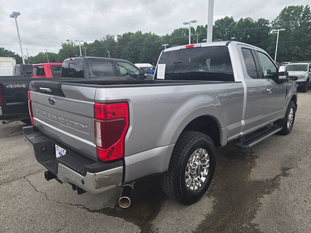 Used 2022 Ford F250 XLT w/ XLT Premium Package RWD image 4