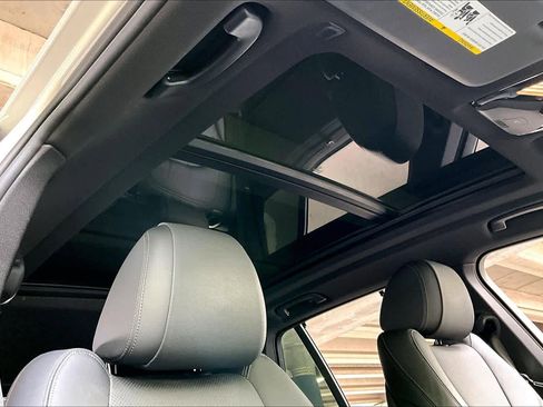 Used 2019 BMW X5 xDrive40i w/ Executive Package AWD/4WD image 13