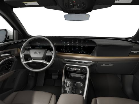 Certified 2025 Audi Q5 Premium w/ Convenience Package AWD/4WD image 3