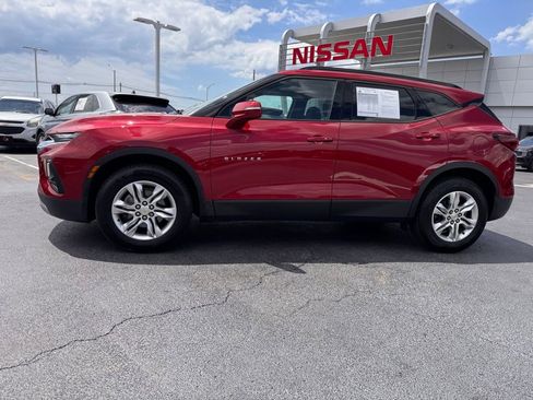 Used 2019 Chevrolet Blazer LT FWD image 2