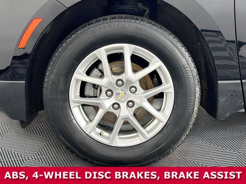 Used 2023 Chevrolet Equinox LS image 32