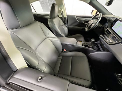 Used 2023 Lexus ES 350 w/ Premium Package image 28