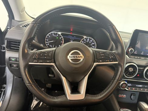 Used 2021 Nissan Sentra SV FWD image 19