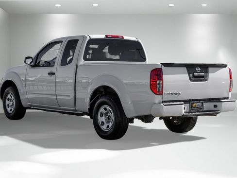 Used 2019 Nissan Frontier S image 8