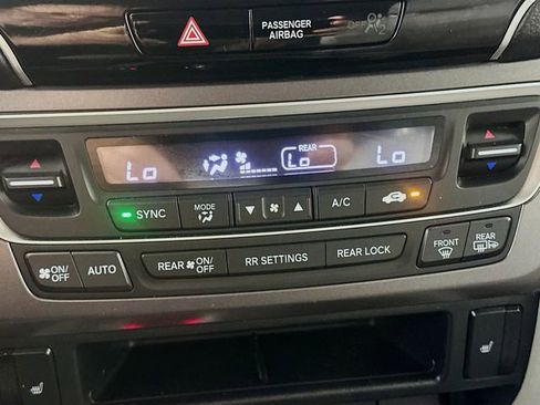 Certified 2021 Honda Pilot Special Edition image 27