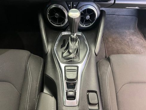 Used 2019 Chevrolet Camaro LT w/ RS Package image 10