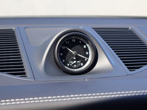 New 2026 Porsche Macan AWD/4WD image 28