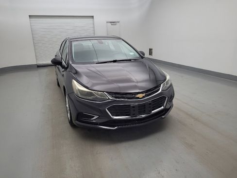 Used 2017 Chevrolet Cruze Premier FWD image 14