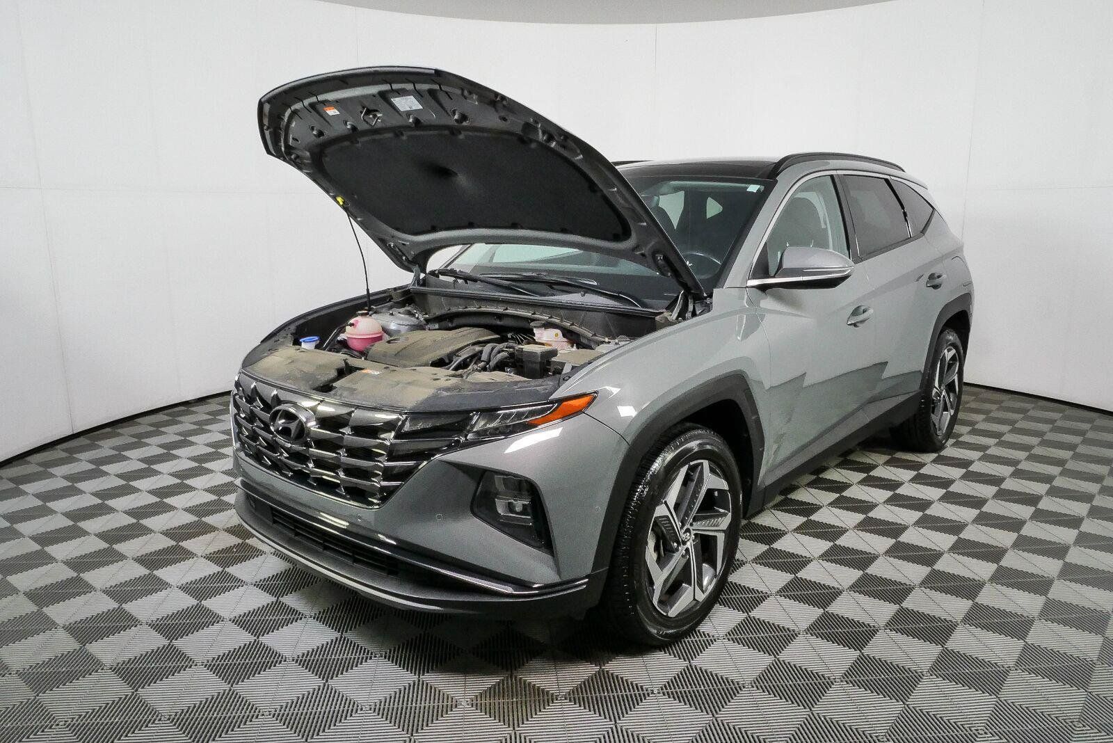 Used 2024 Hyundai Tucson Limited AWD/4WD image 19