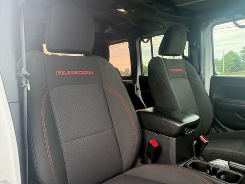 Used 2018 Jeep Wrangler Unlimited Rubicon AWD/4WD image 14