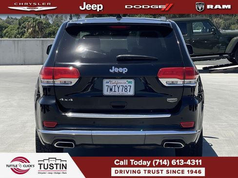 Used 2017 Jeep Grand Cherokee Summit AWD/4WD image 4