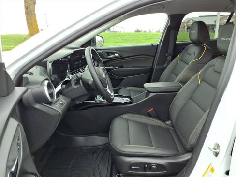 Used 2026 Chevrolet Trax ACTIV w/ Driver Confidence Package FWD image 24