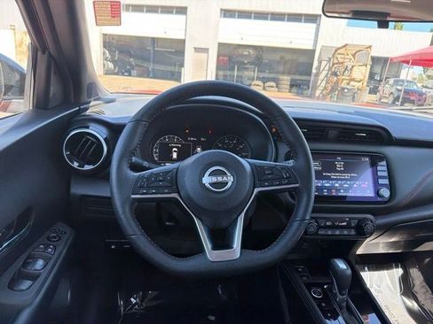 Used 2024 Nissan Kicks SR w/ SR Premium Package FWD image 13