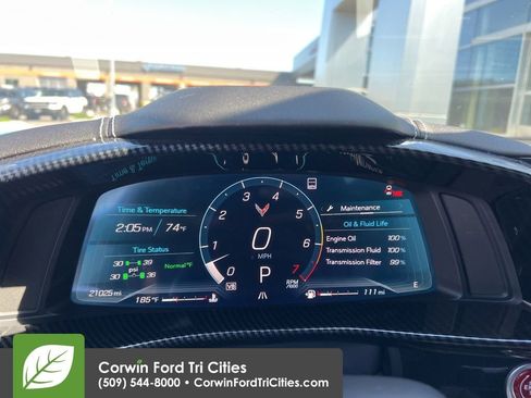 Used 2023 Chevrolet Corvette Stingray Preferred Cpe w/ Z51 Performance Package image 2