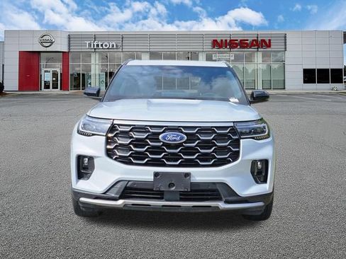 Used 2025 Ford Explorer Platinum w/ LUX Leather Package AWD/4WD image 2