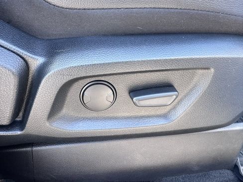 Used 2019 Ford Ranger Lariat w/ Black Appearance Package image 30