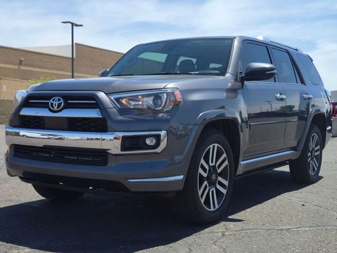 Used 2023 Toyota 4Runner Limited RWD image 2