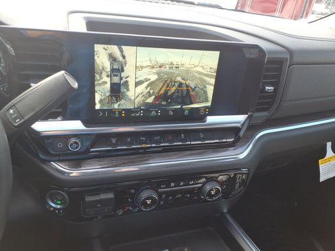 Used 2024 Chevrolet Silverado 3500 LTZ w/ LTZ Plus Package image 15