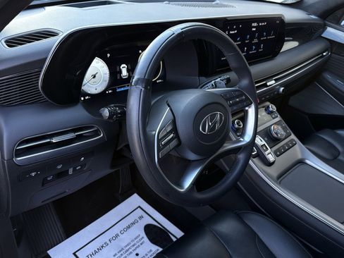 Used 2024 Hyundai Palisade Calligraphy image 16