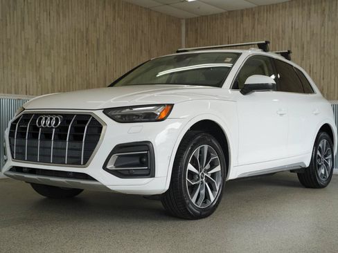 Used 2021 Audi Q5 Prestige AWD/4WD image 4