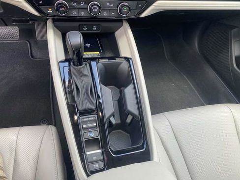 Used 2025 Honda Accord EX-L image 29