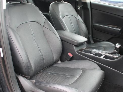 Used 2018 Kia Optima EX w/ Premium Package image 23