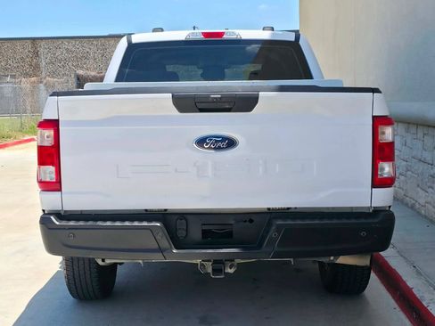 Used 2021 Ford F150 XL w/ Equipment Group 101A High RWD image 4