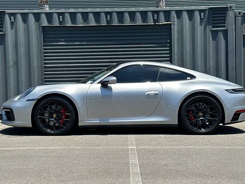 Certified 2024 Porsche 911 Carrera S RWD image 2