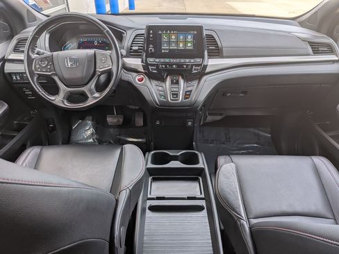 Certified 2023 Honda Odyssey Sport image 24