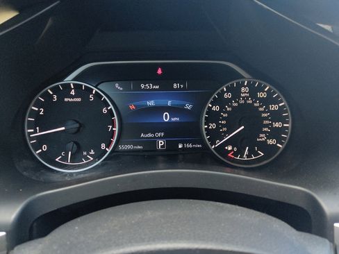 Used 2018 Nissan Murano SV image 23