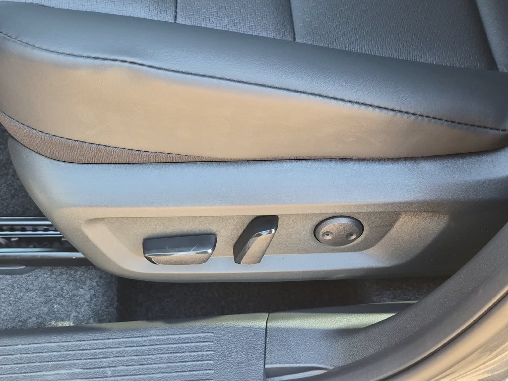 New 2026 Nissan Rogue Dark Armor FWD image 16