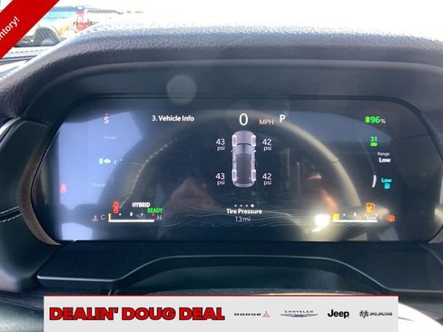 New 2025 Jeep Grand Cherokee Limited 4xe w/ Luxury Tech Group II image 21