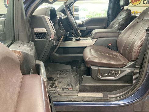 Used 2016 Ford F150 Platinum w/ Equipment Group 701A Luxury AWD/4WD image 12