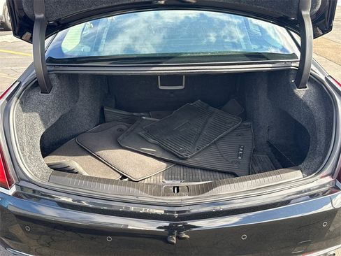 Used 2018 Cadillac CT6 Luxury image 13