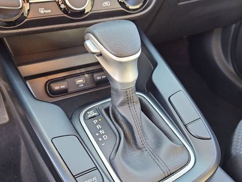 Used 2024 Kia Soul LX w/ Option Group 015 image 22